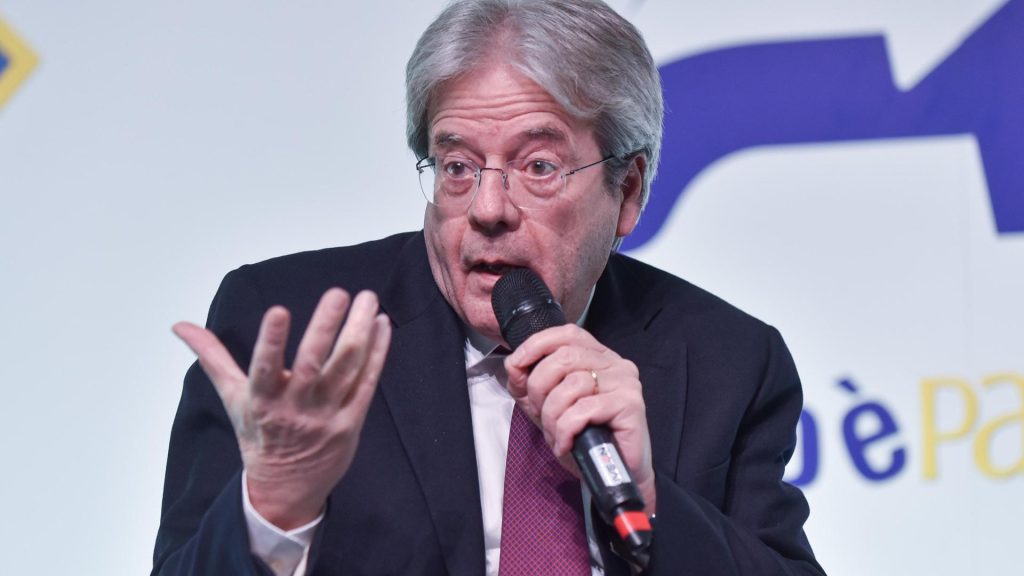 Paolo Gentiloni Invoca: “Europa, è il Momento di Brillare di Fronte a un’America indebolita