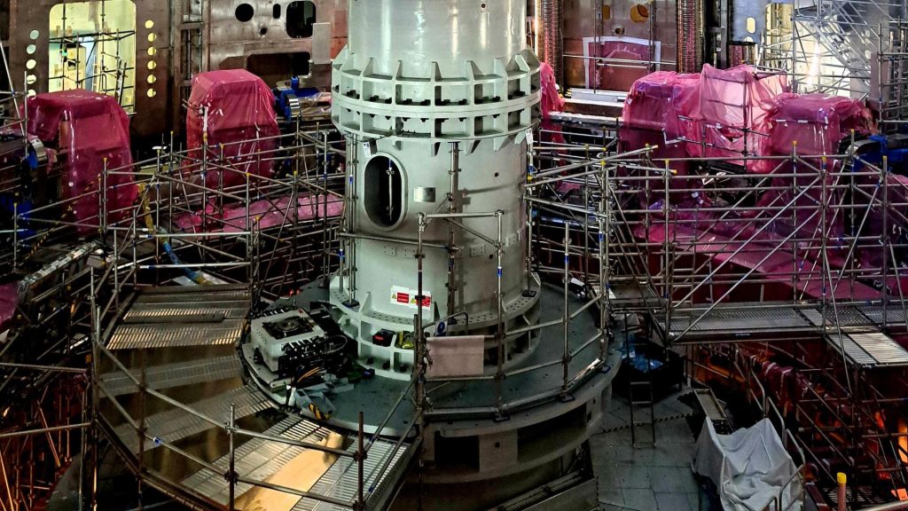 Ricreare il Sole sulla Terra entro il 2033: la sfida audace della fusione nucleare.