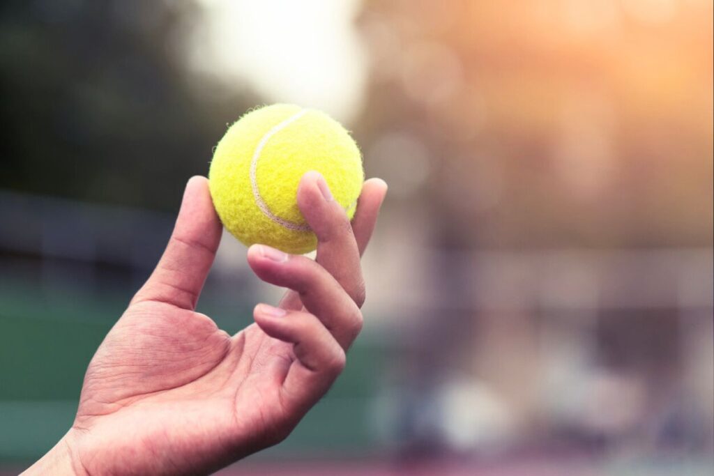Il test della pallina da tennis che può rivelare un problema spesso ignorato